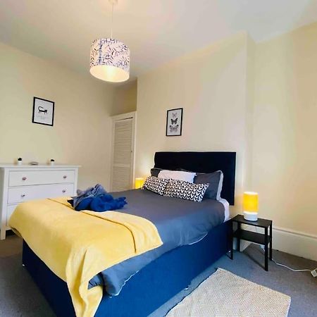 7 Bedroom House In Town Centre Near Beach - Sleeps 13 Hastings Eksteriør bilde
